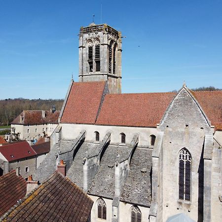 Bed and Breakfast Le Tabellion Noyers-sur-Serein Exterior foto